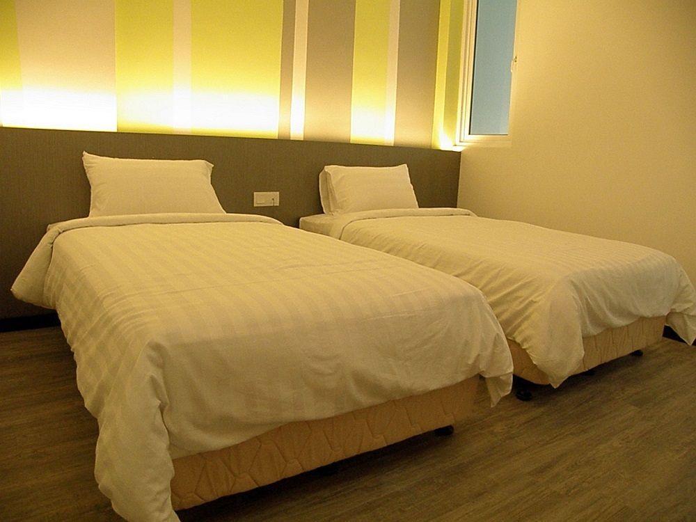 ג'ורג' טאון Yan Hotel מראה חיצוני תמונה